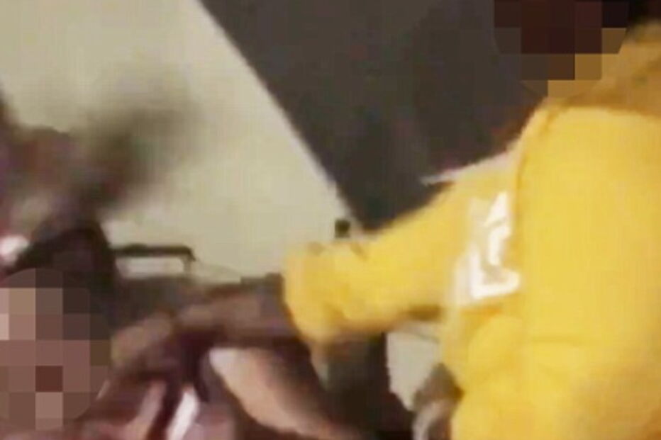 Espanca rapariga depois de lhe ter dito várias vezes que 