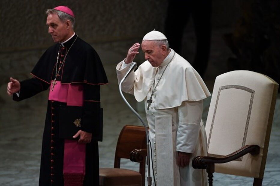 Secretário de Bento XVI diz que abusos sexuais são o 11 de setembro da Igreja