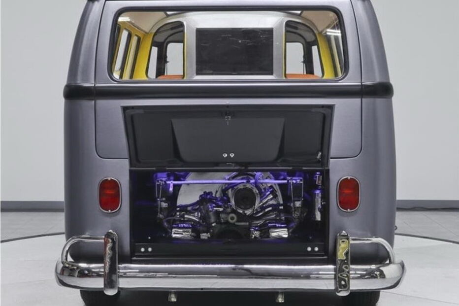 Esta Volkswagen pão-de-forma é inspirada no Regresso ao Futuro