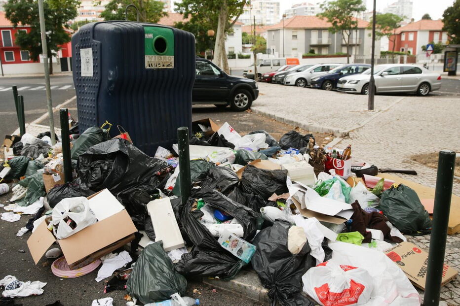 Lixo nas ruas de Lisboa