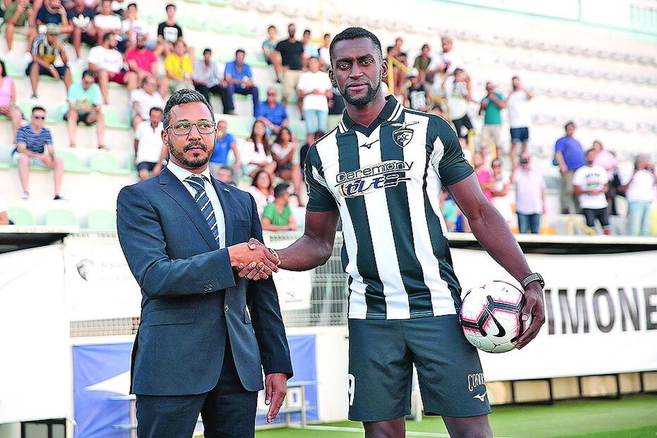 Rodiney Sampaio, lider da SAD algarvia, e o colombiano Jackson Martinez  