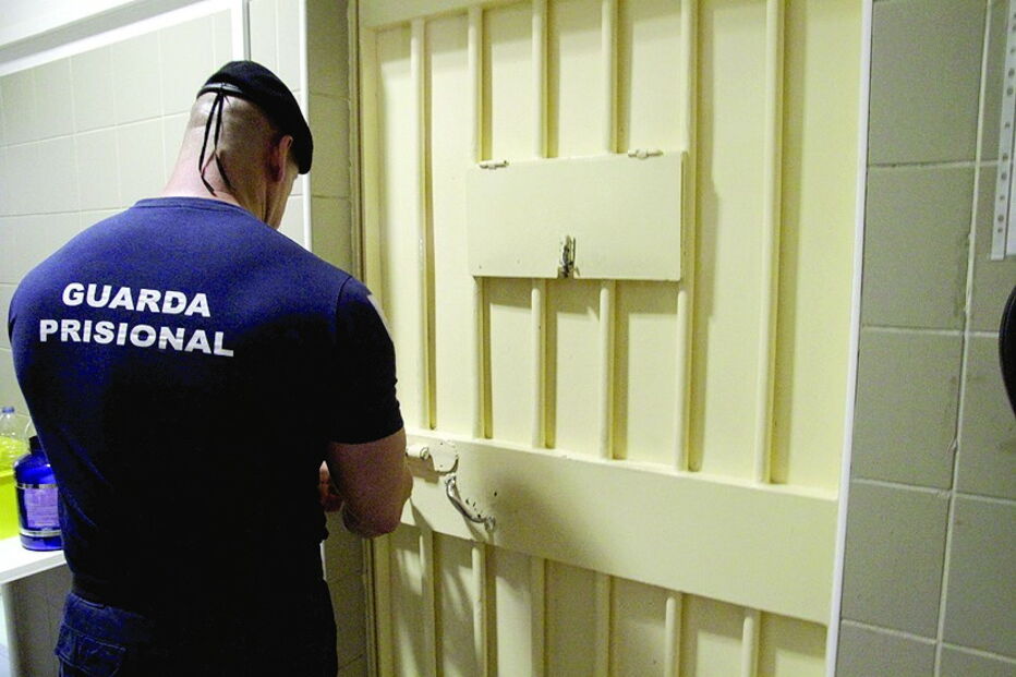 Guarda prisional