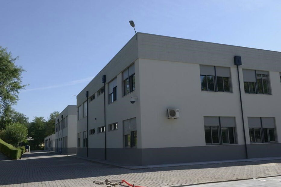 Escola Básica e Secundária está pronta e melhorada para este ano letivo e será reinaugurada na segunda-feira