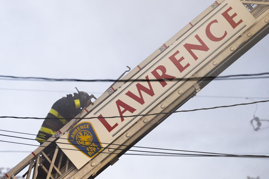 Dezenas de explosões e incêndios em casas causam o pânico nos Estados Unidos