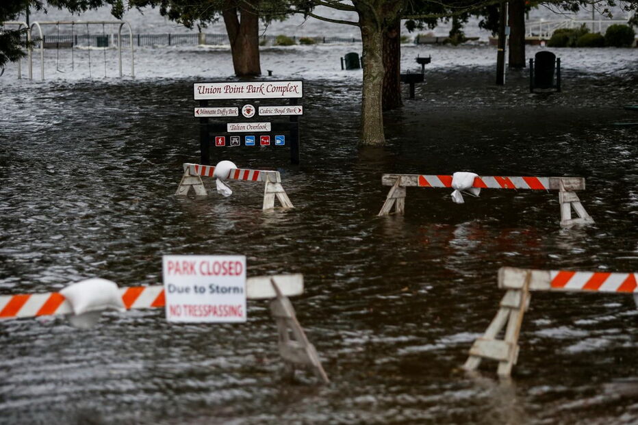 As imagens da passagem do Furacão Florence pelos Estados Unidos 