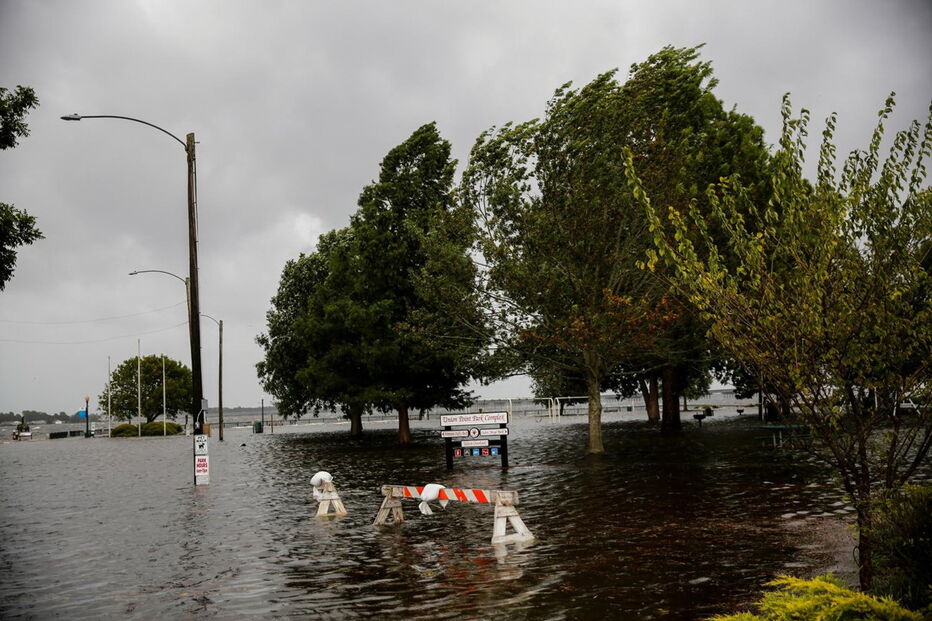 As imagens da passagem do Furacão Florence pelos Estados Unidos 