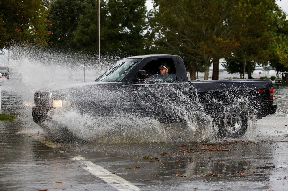 As imagens da passagem do Furacão Florence pelos Estados Unidos 