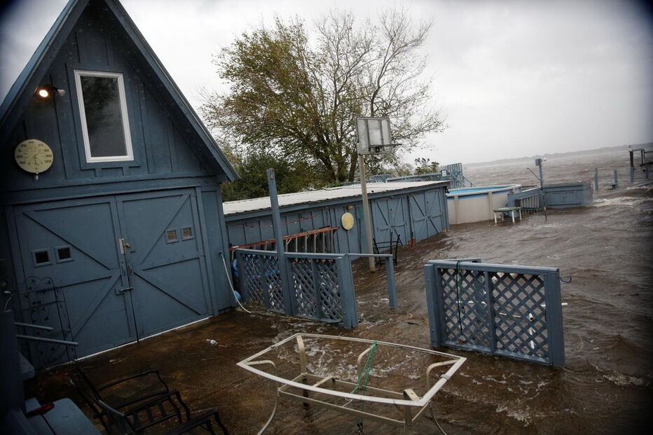 As imagens da passagem do Furacão Florence pelos Estados Unidos 