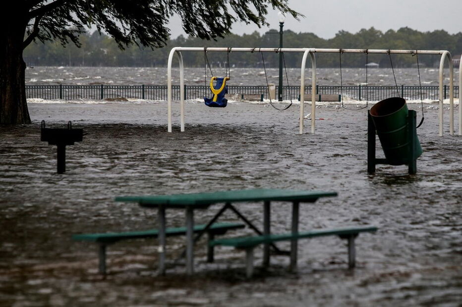 As imagens da passagem do Furacão Florence pelos Estados Unidos 