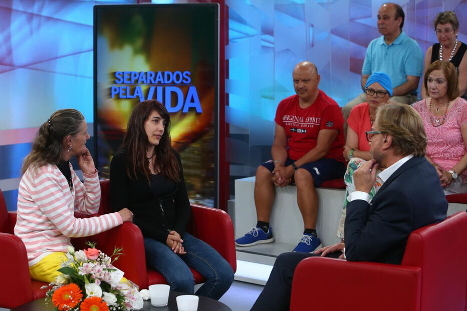 Nazaré Monteiro, de 54 anos, reencontrou a filha, Mónica, no programa da CMTV conduzido por Duarte Siopa 