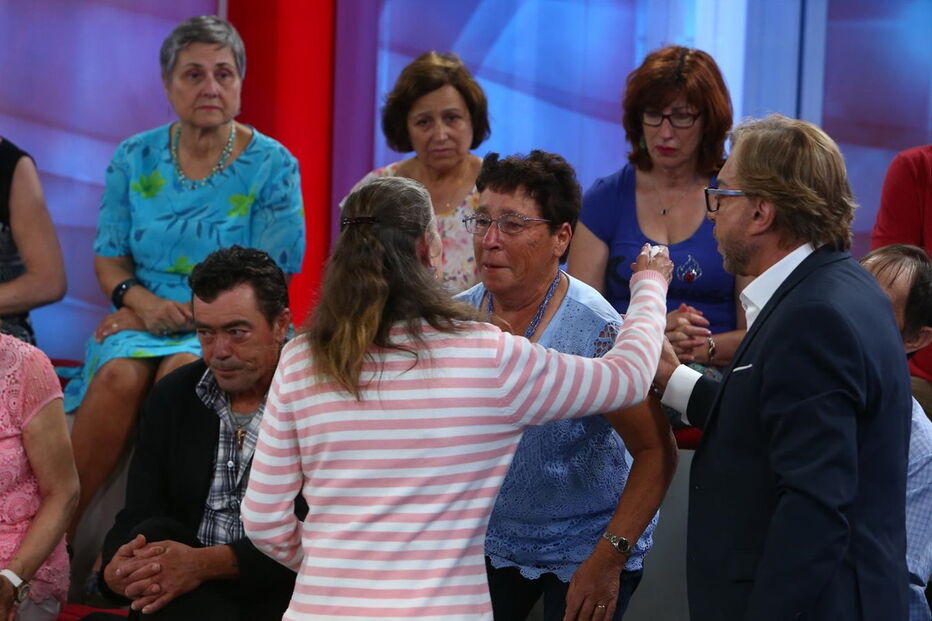 Nazaré Monteiro, de 54 anos, reencontrou a filha, Mónica, no programa da CMTV conduzido por Duarte Siopa 