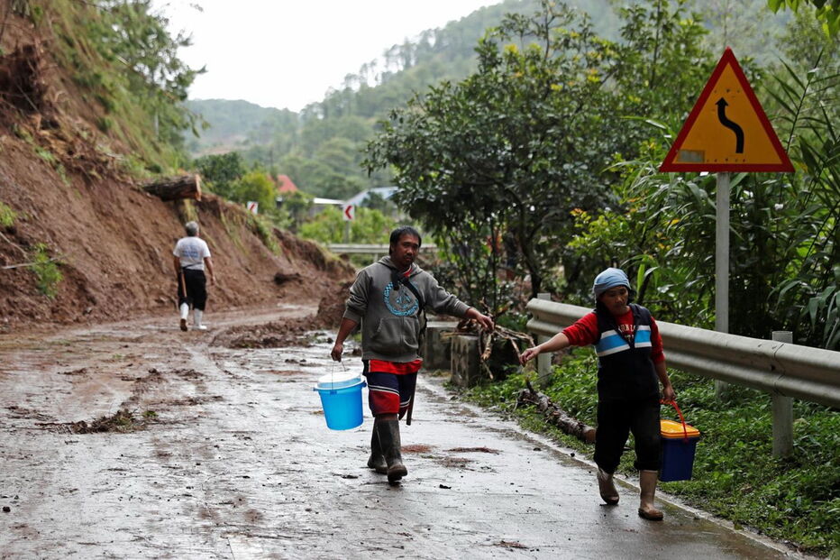 Imagens dramáticas mostram devastação causada pelo tufão Mangkhut