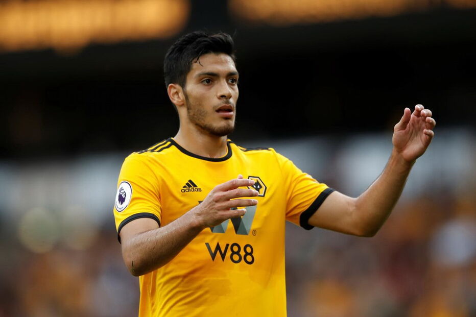 Raúl Jiménez dá primeira vitória em casa ao Wolverhampton