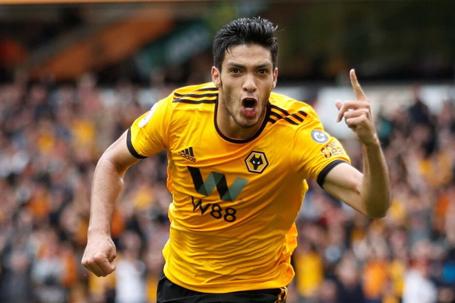 Raúl Jiménez dá primeira vitória em casa ao Wolverhampton