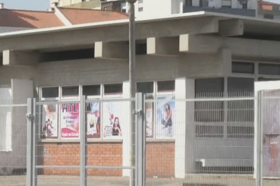 Escola da Amora