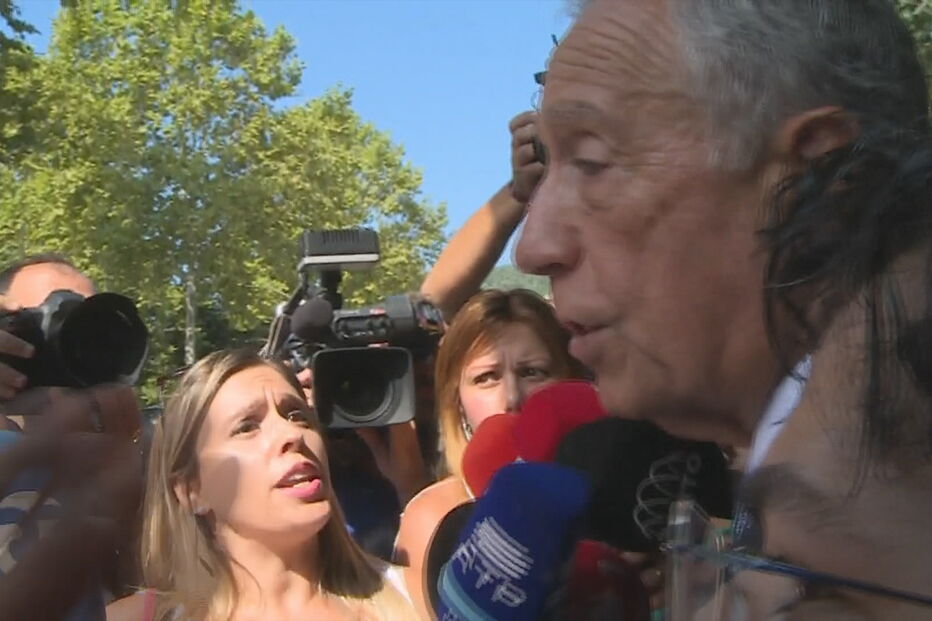 Marcelo Rebelo de Sousa interrompido por protesto de professores em Celorico de Basto