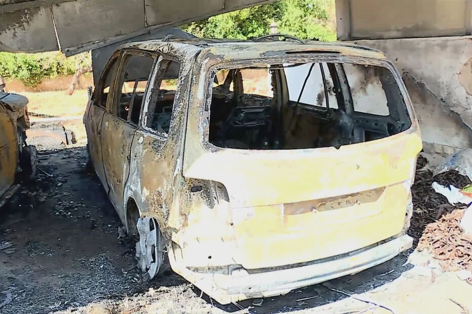 Incêndio destrói várias viaturas em Albufeira