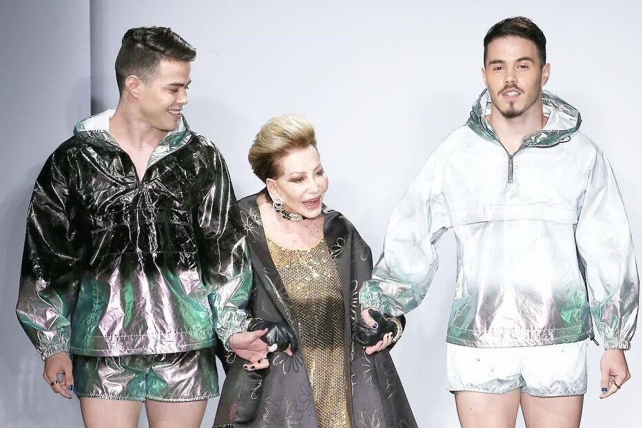 Betty Grafstein subiu à passerelle em desfile Nova Iorque
