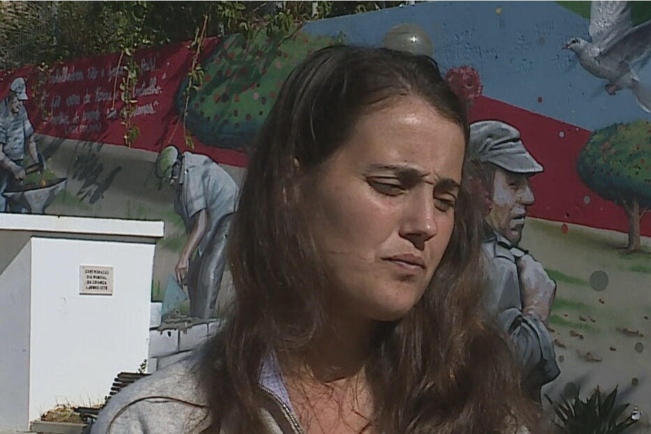 Mãe de bebé torturado pelo padrasto