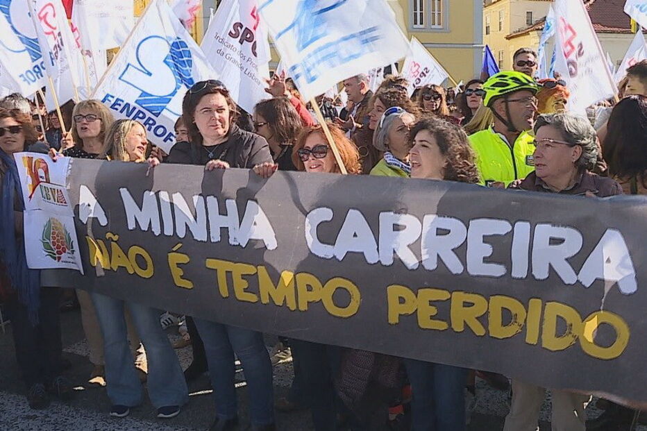 escolas, funcionários