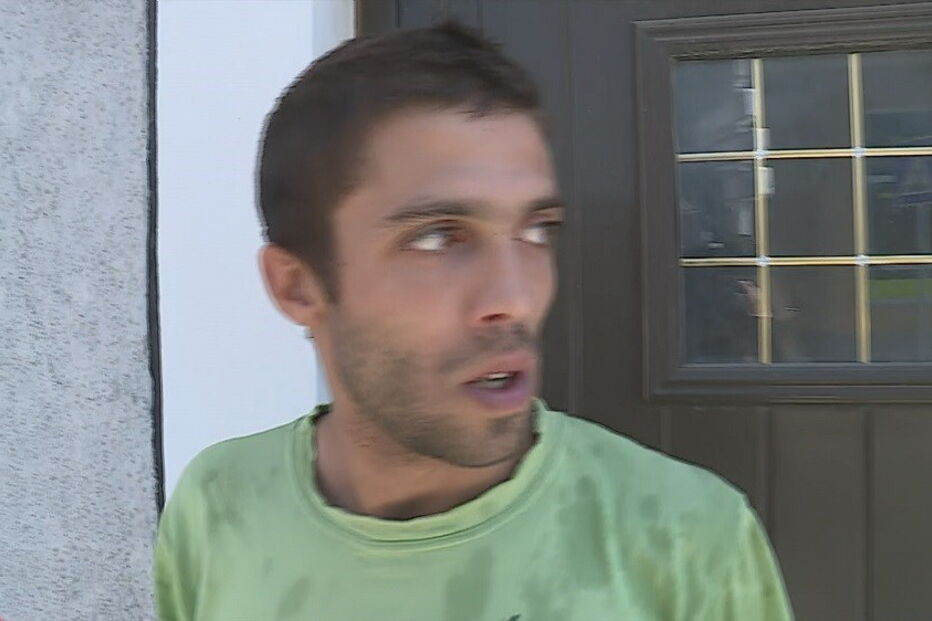 Alta tensão à porta de tribunal após padrasto de bebé torturado sair em liberdade