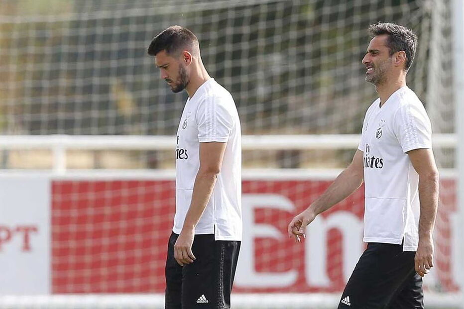 Ferreyra e Jonas falham receção do Benfica ao Bayern