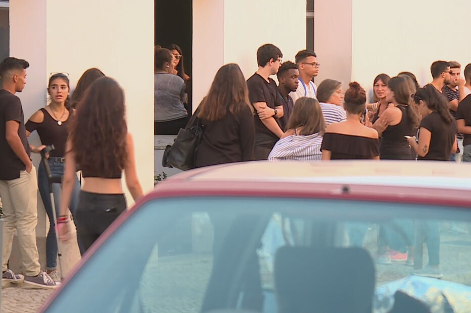 Igreja Paroquial da Moita, onde decorre o velório de Açucena Patrícia