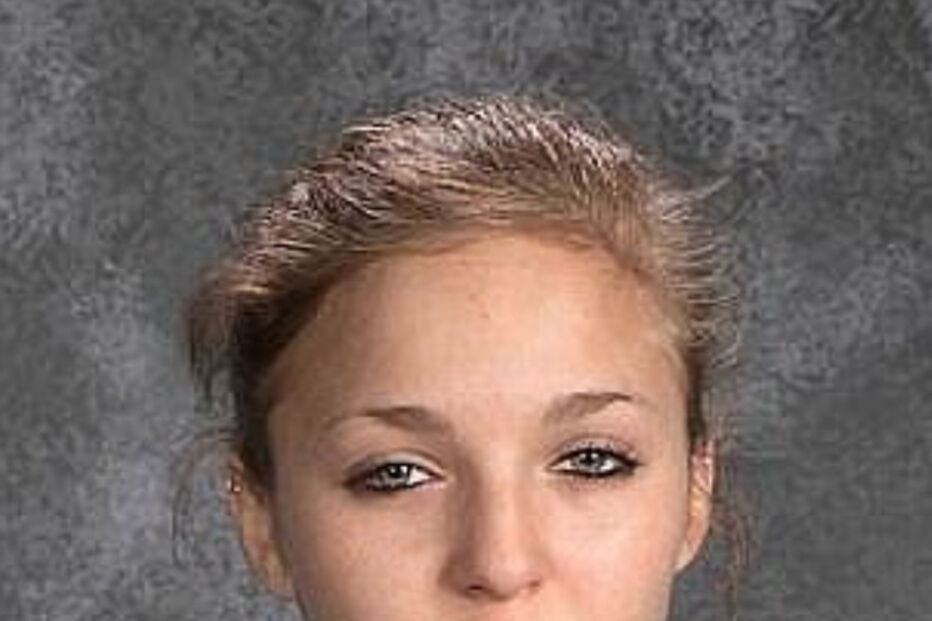 Estudante de 15 anos torna-se amante de professor e fogem juntos