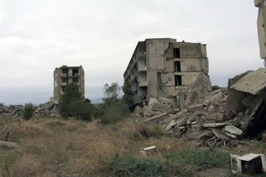 A cidade de Agdam onde nasceu o Qarabag, ficou destruída na guerra que opôs a Arménia ao Azerbaijão