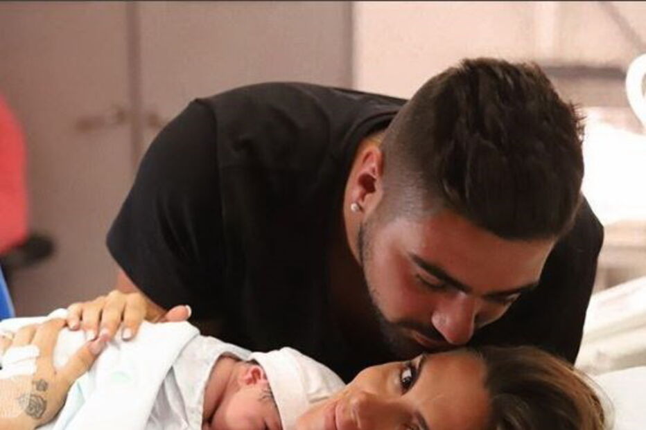 Liliana, Daniel e a pequena Ariel 