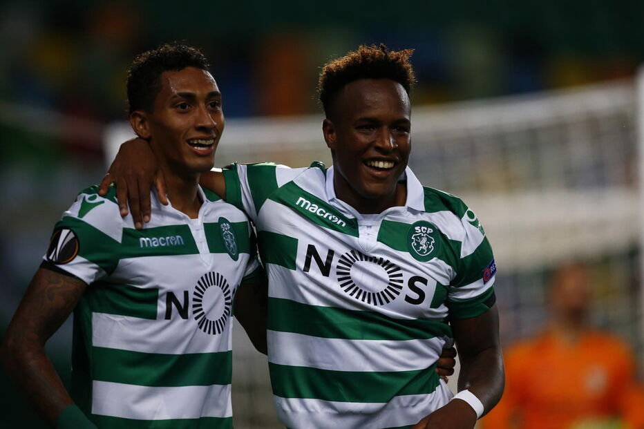 Raphinha e Jovane marcaram os golos que deram a vitória do Sporting sobre o Qarabag