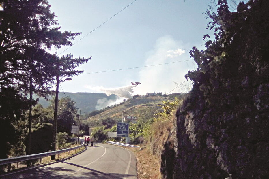 Bombeiros controlaram chamas na Covilhã