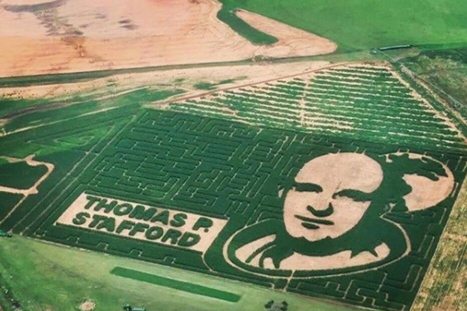 Homenagem a Thomas P. Stafford