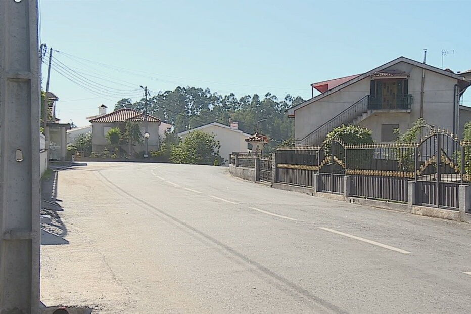 Empresário assaltado por gangue fica sem Porsche e nove mil euros 