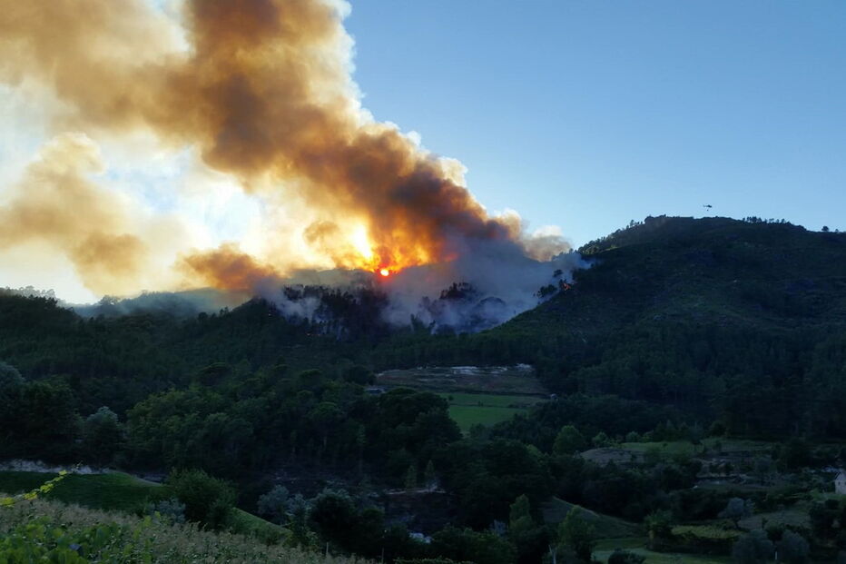 Incêndio no Parque Nacional da Peneda-Gerês
