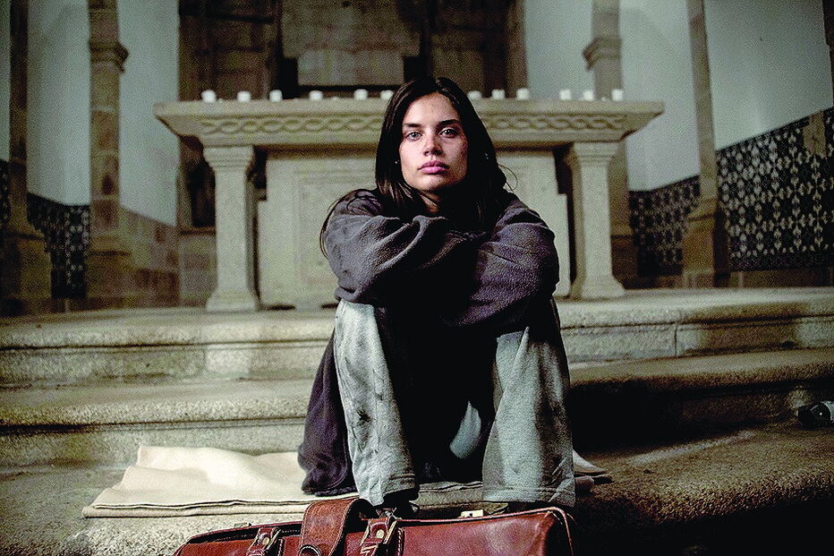 Sara Sampaio vai protagonizar o filme 'Carga'