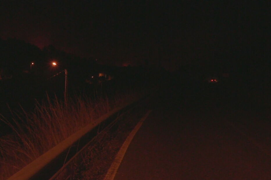 Incêndio lavra em Aldeias de Alijó