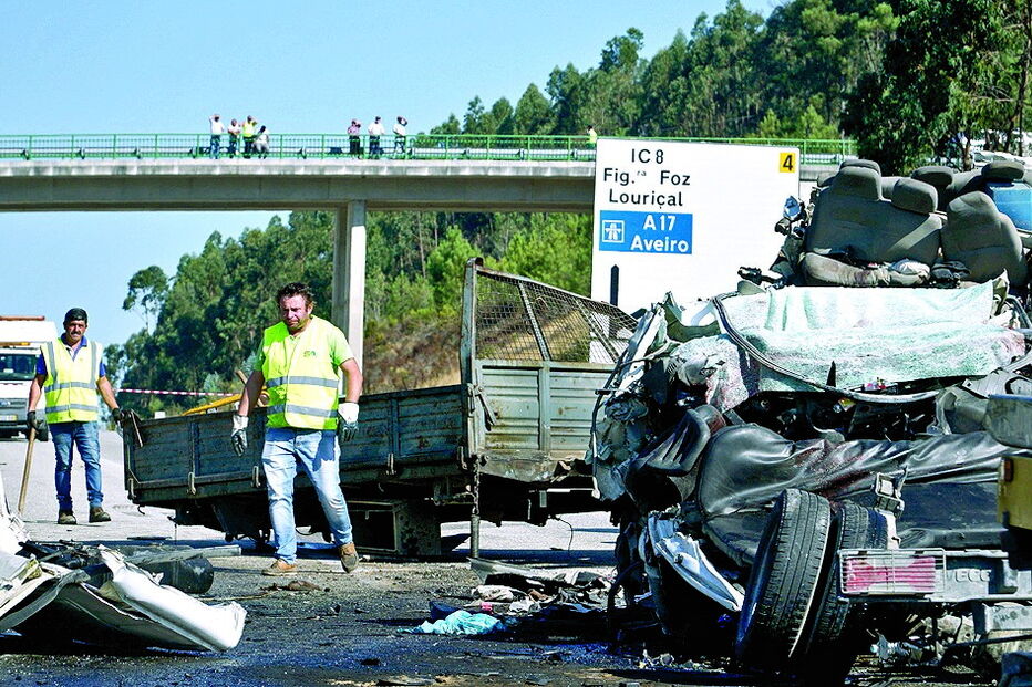 Acidente brutal mata seis pessoas em Pombal