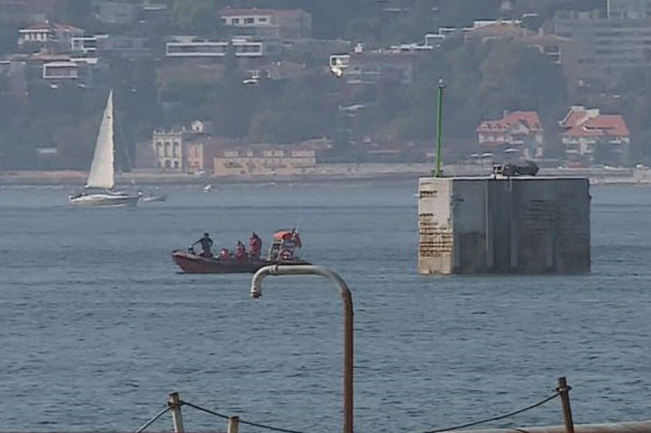 Dois jovens salvos de afogamento e um desaparecido em Almada
