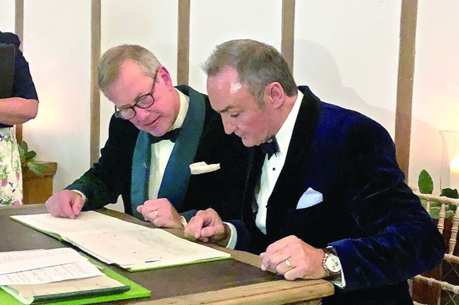 Primeiro casamento gay na realeza britânica 