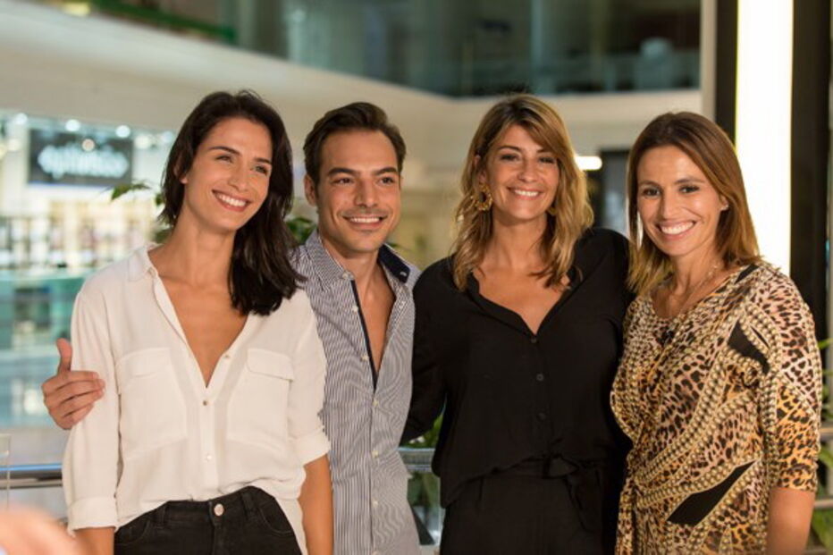 2018-09-26_17_25_14 AtriumCollection-110a.jpg