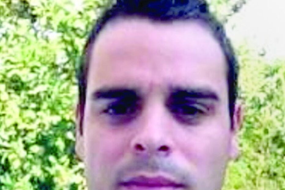 Condenado a 30 anos de prisão por matar a mãe