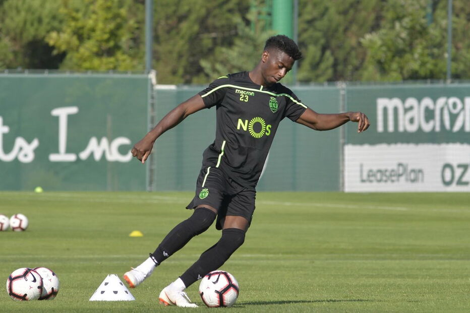 Diaby num treino do Sporting
