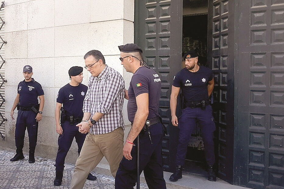 Professor condenado a 18 anos por abusos em Beja