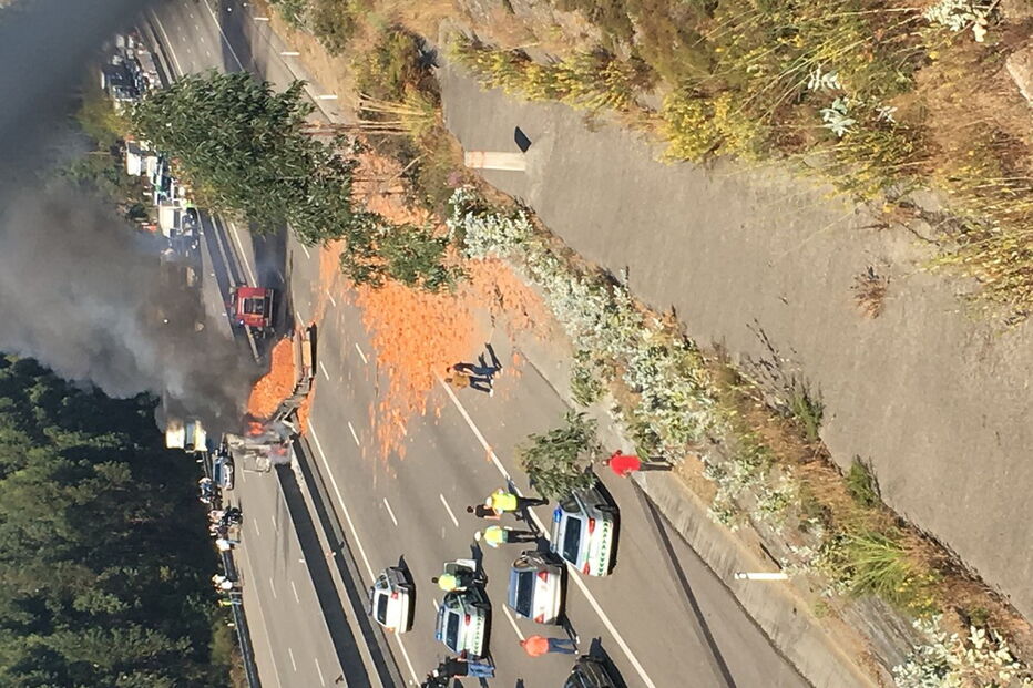 A3 cortada nos dois sentidos na zona de Santo Tirso 
