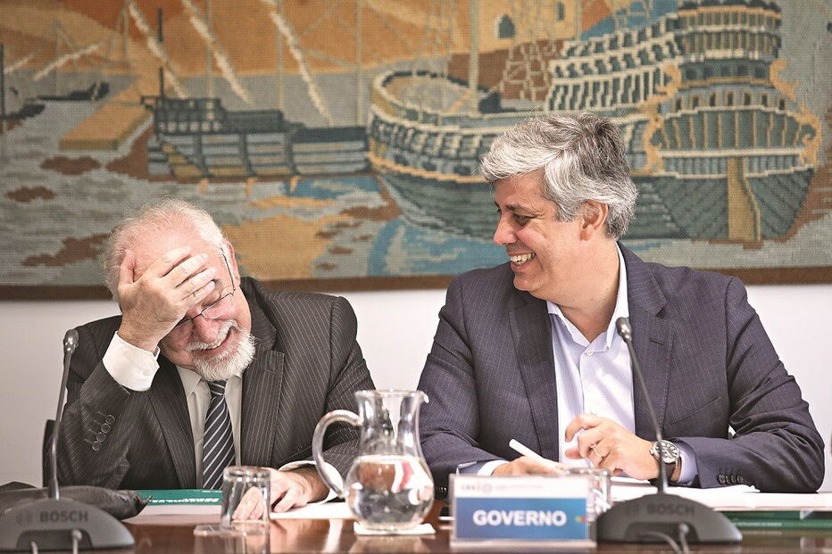 O ministro do Trabalho, Vieira da Silva, e o ministro das Finanças, Mário Centeno, reuniram-se com os parceiros sociais