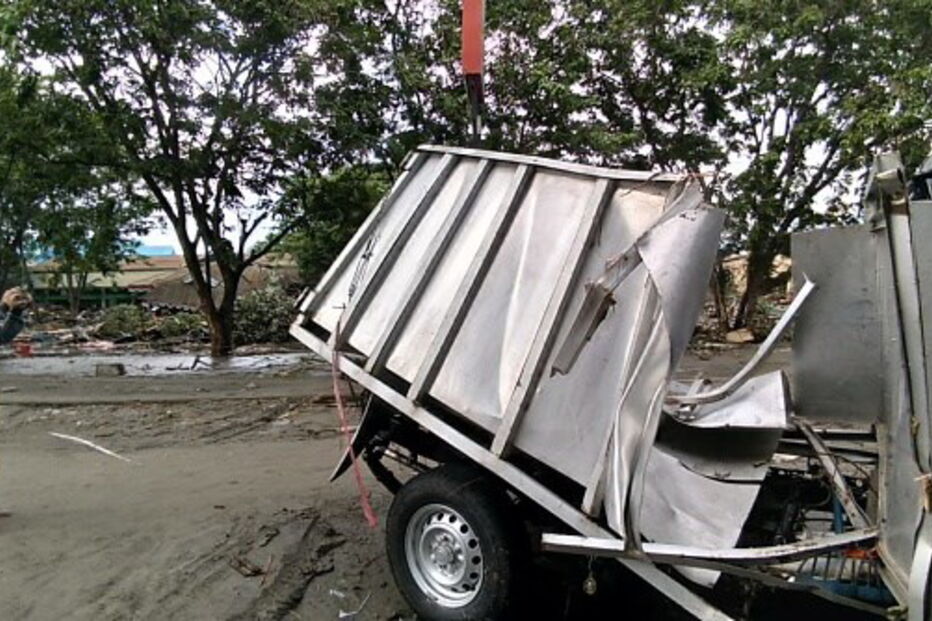 As imagens da destruição do tsunami e sismo na Indonésia