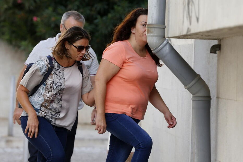 Rosa Grilo à chegada ao Tribunal de Vila Franca de Xira	