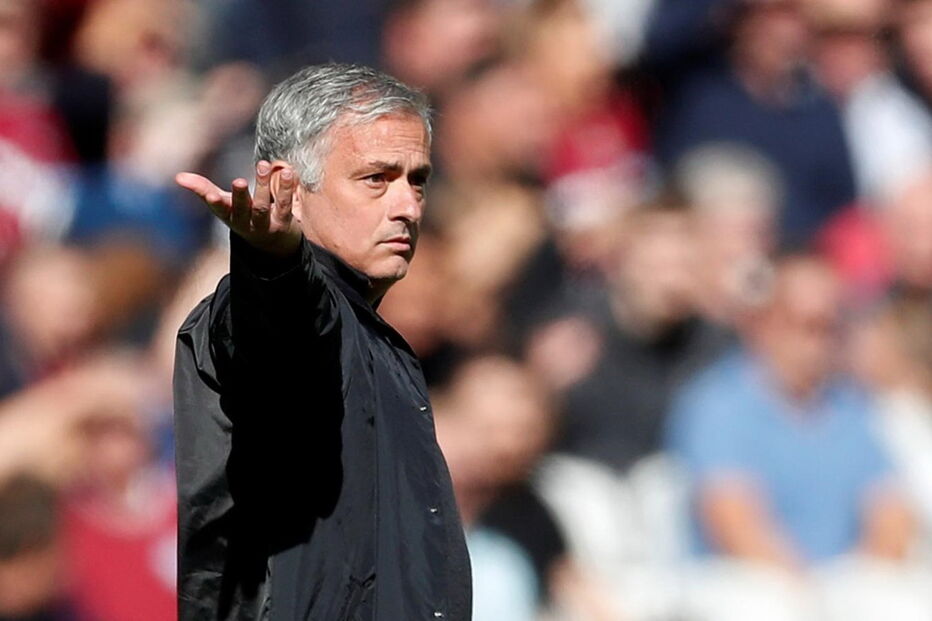 José Mourinho no jogo contra o West Ham