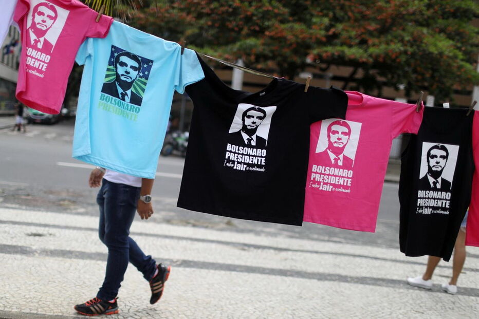 Manifestação organizada pelo movimento Mulheres Unidas contra Bolsonaro, no Rio de Janeiro